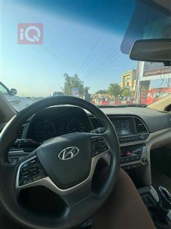 هیۆندای ئەلەنترا